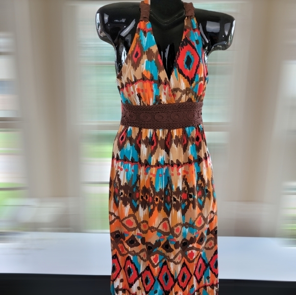 Sequin Hearts BOHO print halter maxi dress - Picture 2 of 13